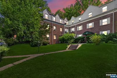 140 Englewood Avenue 5B #5B, Teaneck Township, NJ 07666 - Photo 1
