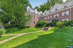 140 Englewood Ave 5B, Teaneck Township, NJ 07666 - Photo 2