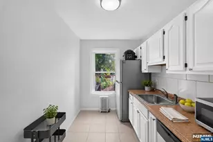 140 Englewood Ave 5B, Teaneck Township, NJ 07666 - Photo 8