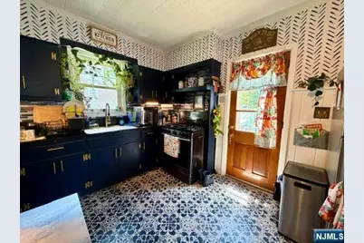 31 Hope Street, Nutley, NJ 07110 - Photo 16
