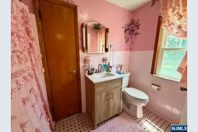 31 Hope Street, Nutley, NJ 07110 - Photo 22