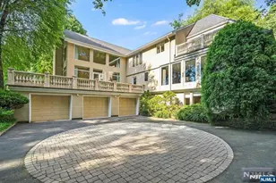 125 Chestnut Ridge Rd, Saddle River, NJ 07458 - Photo 26