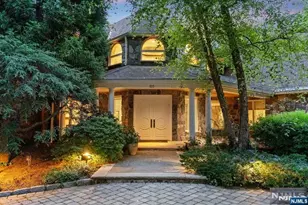 125 Chestnut Ridge Rd, Saddle River, NJ 07458 - Photo 42