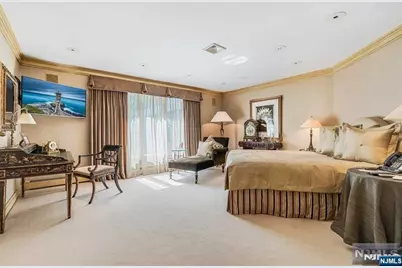 125 Chestnut Ridge Road, Saddle River, NJ 07458 - Photo 34
