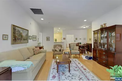100 Ridgewood Road 215 #215, Washington Township, NJ 07676 - Photo 10