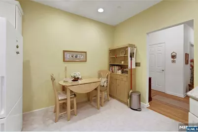 100 Ridgewood Road 215 #215, Washington Township, NJ 07676 - Photo 18