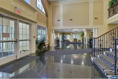 100 Ridgewood Road 215 #215, Washington Township, NJ 07676 - Photo 4