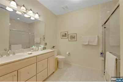 100 Ridgewood Road 215 #215, Washington Township, NJ 07676 - Photo 22
