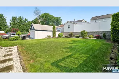 437 Highland Avenue, Wood Ridge, NJ 07075 - Photo 18