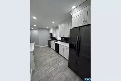 109 Arlington Boulevard 1 #1, North Arlington, NJ 07031 - Photo 6