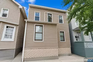 62 Highland St, Paterson, NJ 07524 - Photo 2