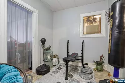 220 Garfield Avenue, Jersey City, NJ 07305 - Photo 16