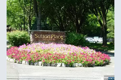 352 Sutton Place 352 #352, Norwood, NJ 07648 - Photo 2