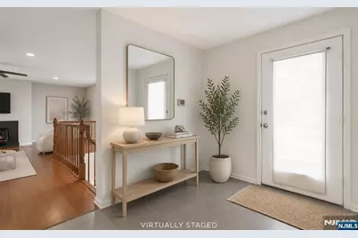 50 Pine Street C211 #C211, Montclair, NJ 07042 - Photo 2