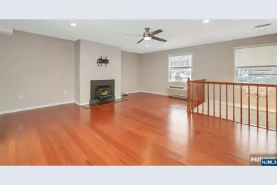 50 Pine Street C211 #C211, Montclair, NJ 07042 - Photo 4