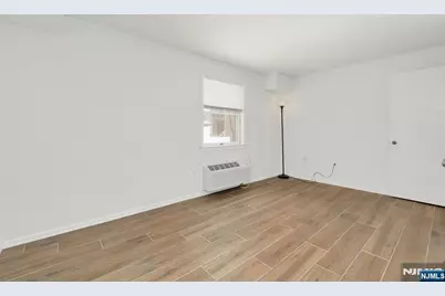 50 Pine Street C211 #C211, Montclair, NJ 07042 - Photo 18