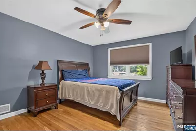 870 Crescent Drive, Rahway, NJ 07065 - Photo 14