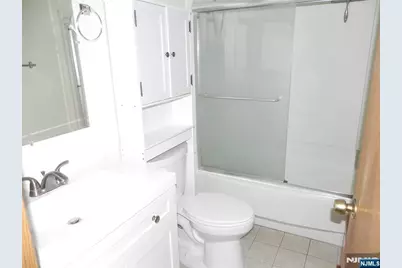 453 Liberty Street 11 #11, Little Ferry, NJ 07643 - Photo 8