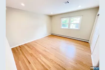 5 Hillside Terrace, East Rutherford, NJ 07073 - Photo 8