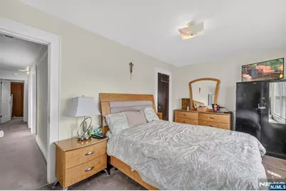 391 Morningside Avenue, Fairview, NJ 07022 - Photo 16