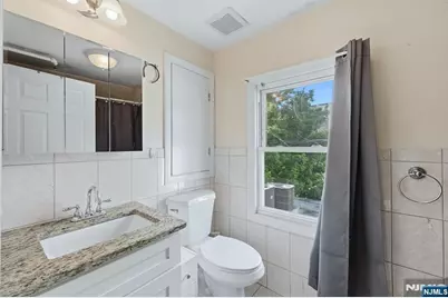 15 Wallington Avenue, Wallington, NJ 07057 - Photo 42