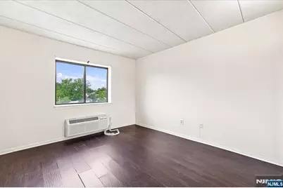 5 Linden Street 6I #6i, Hackensack, NJ 07601 - Photo 12