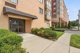 5 Linden Street 6I, Hackensack, NJ 07601 - Photo 1
