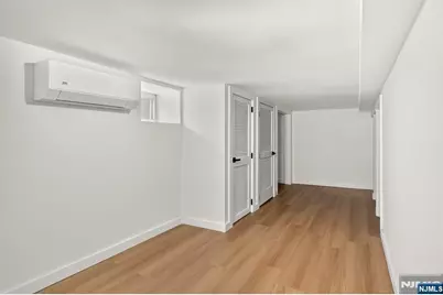 69 Chestnut Street, Lodi, NJ 07644 - Photo 24