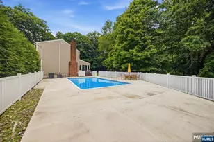29 Sunrise Ln, Upper Saddle River, NJ 07458 - Photo 16