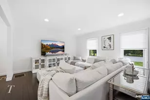 29 Sunrise Ln, Upper Saddle River, NJ 07458 - Photo 8