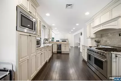 29 Sunrise Lane, Upper Saddle River, NJ 07458 - Photo 24