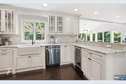 29 Sunrise Lane, Upper Saddle River, NJ 07458 - Photo 20