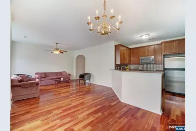 1112 Hamilton Street, Belleville, NJ 07109 - Photo 4