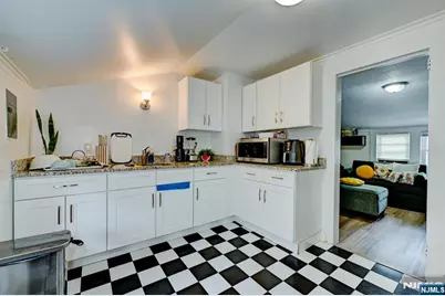 275 Greylock Parkway, Belleville, NJ 07109 - Photo 36