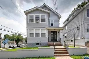 275 Greylock Pkwy, Belleville, NJ 07109 - Photo 2