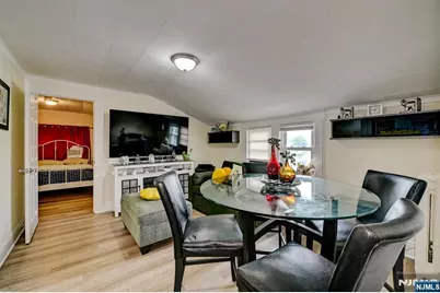 275 Greylock Parkway, Belleville, NJ 07109 - Photo 32