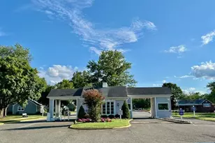 263 Middlebury Ln 263N, Jamesburg, NJ 08831 - Photo 4