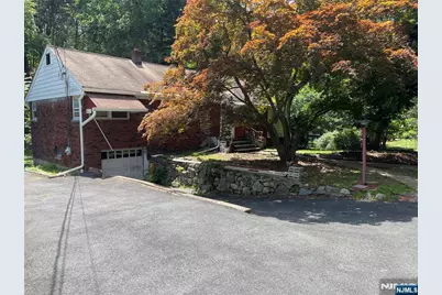 84 Grove Street, Oakland, NJ 07436 - Photo 2