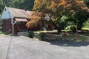84 Grove St, Oakland, NJ 07436 - Photo 2