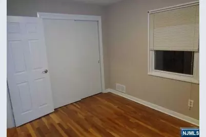 124 Pleasant Avenue 124 #124, Bergenfield, NJ 07621 - Photo 14