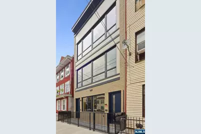 78 Zabriskie 2 #2, Jersey City, NJ 07307 - Photo 1