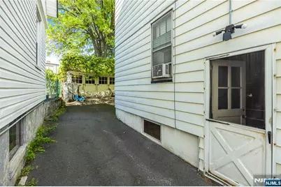 193 Dukes Street, Kearny, NJ 07032 - Photo 32