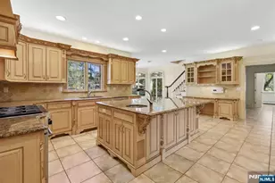 47 Cortland Trail, Mahwah, NJ 07430 - Photo 12
