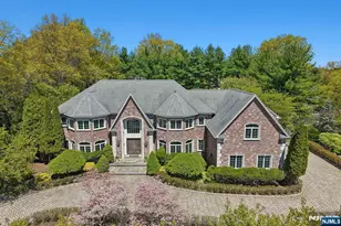 47 Cortland Trail, Mahwah, NJ 07430 - Photo 2