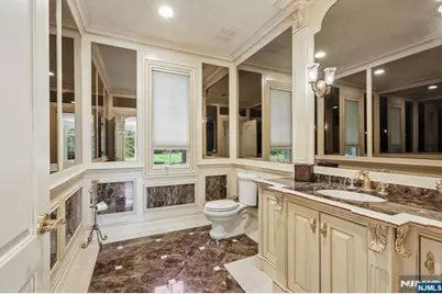 47 Cortland Trail, Mahwah, NJ 07430 - Photo 8