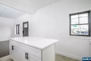 59 Liberty St, Little Ferry, NJ 07643 - Photo 4