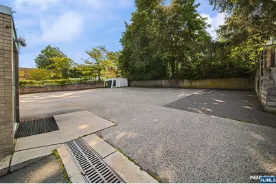 518 Broad Avenue, Ridgefield, NJ 07657 - Photo 6