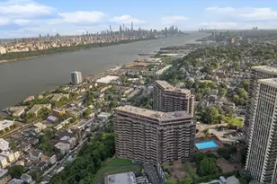 100 Carlyle Dr Vg6, Cliffside Park, NJ 07010 - Photo 2