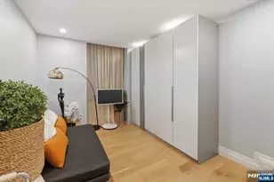 100 Carlyle Dr Vg6, Cliffside Park, NJ 07010 - Photo 22