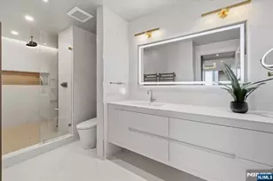 100 Carlyle Dr Vg6, Cliffside Park, NJ 07010 - Photo 36